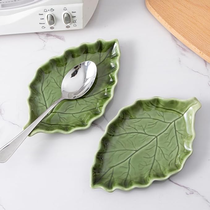 Ceramic Leaf Shape Spoon Rest for cooking, Cute Green Cooking Spoon Holder for Stove Top,Large Porcelain Spatula Rest for Kitchen Counter, Farmhouse Kitchen Decor (green)