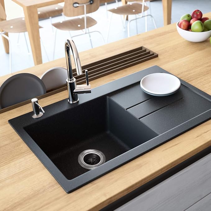 Garbage Disposal Flange, 3 Bolt Mount Stainless Steel Kitchen Sink Flange Kit with Splash Guard for 3 1/2 Inch Standard Sink Drain Hole, Sink Food Waste Disposer Installation kit