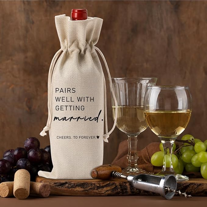 2PCS Married Wine Bag Married Gifts for Couples Mr Mrs Marriage Honeymoon Gift Wedding Party Decorations Getting Engaged Wine Bottle Bag Champagne Bottle Wraps Bags