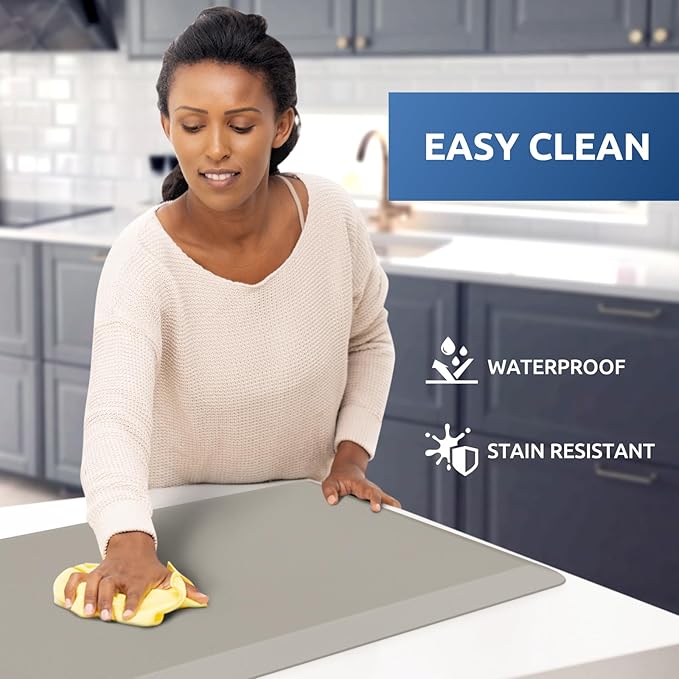 KitchenClouds Kitchen Mat Cushioned Anti Fatigue Kitchen Rug 17.3"x39" Water Resistant Non Slip Kitchen Rugs and Mats Standing Desk Mat Comfort Floor Mats for Kitchen House Sink Office (Khaki)