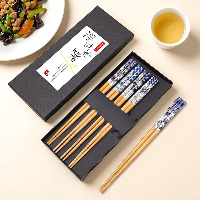 Antner 5 Pairs Bamboo Chopsticks Reusable Chopstick Exquisite Japanese Style Chop Sticks with Black Box for Sushi, Ramen, Hot Pot and Asian Dining, 8.8 Inch/22.5cm Gift Set