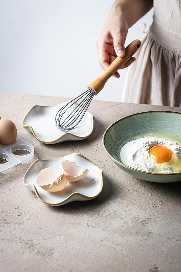 Spoon Rest for Stove Top, Spoon Holder for Stove, 5.3In Ceramic Spoon Rest for Kitchen Counter, Coffee Spoon Holder with Ruffled Edge, Farmhouse Spatula Holder for Kitchen Decor, Beige